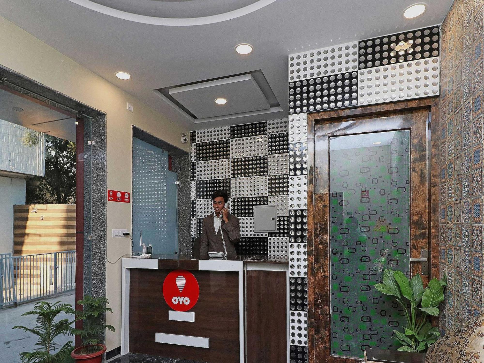 Hotel O Cloud New Delhi Eksteriør bilde